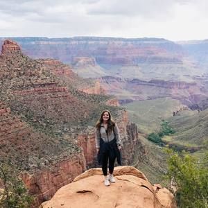 Meet your Posher, Jenna